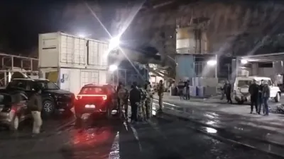 चमोली में बड़ा हादसा, सुरंग के अंदर दो लोको ट्रेनें टकराईं, दुर्घटना में 70 लोग घायल